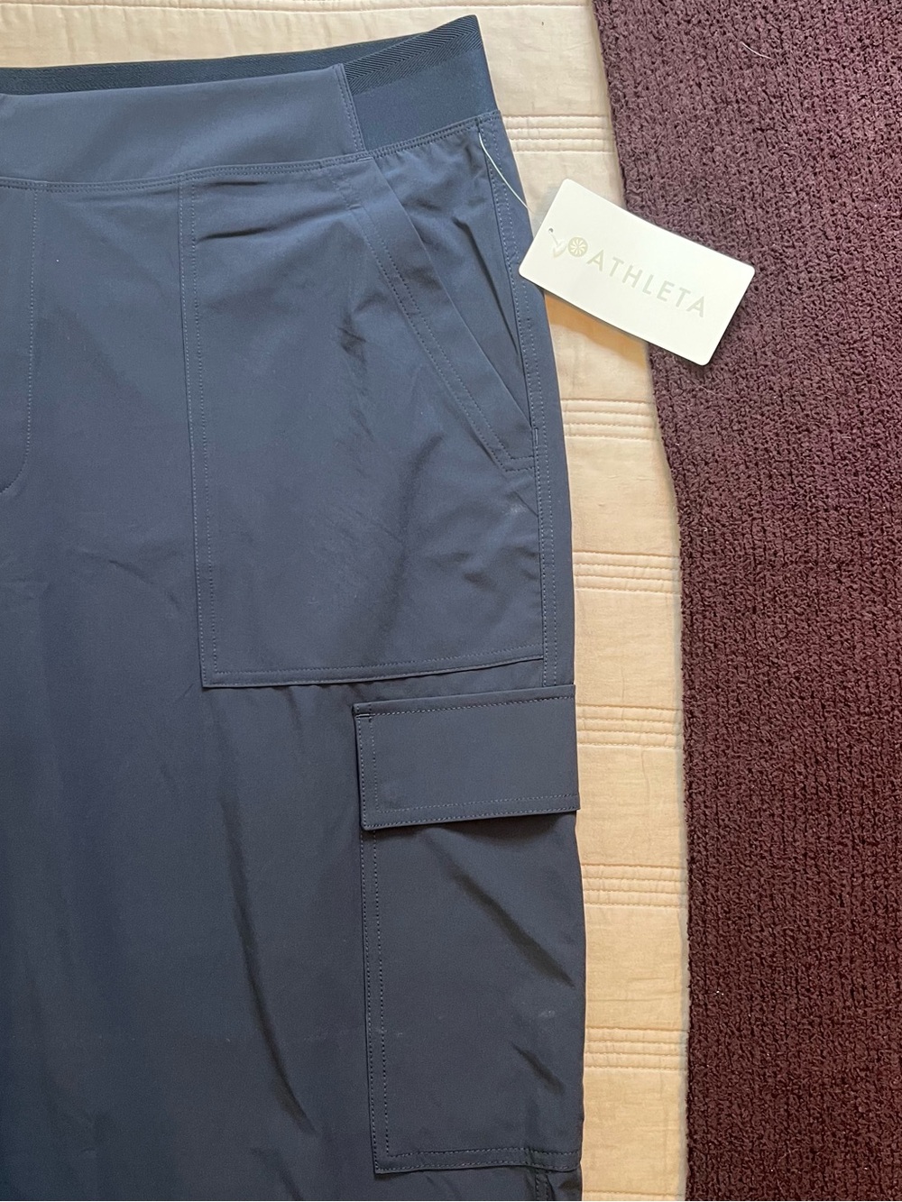 Athleta Brooklyn Heights Cargo Pant Wide Leg Navy Women’s Casual Travel NEW - Picture 7 of 10